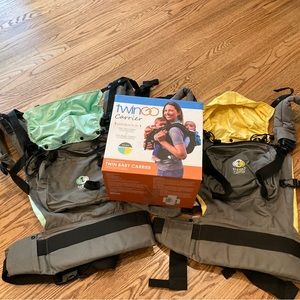 TwinGo 3-in-1 Twin Baby Carrier
